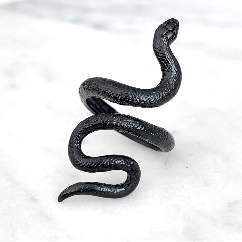 Snake Statement Ring - Black
